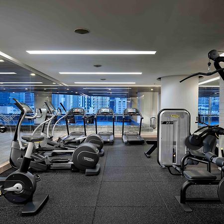 Pullman Bangkok Hotel G Exterior foto The gym at The Hari