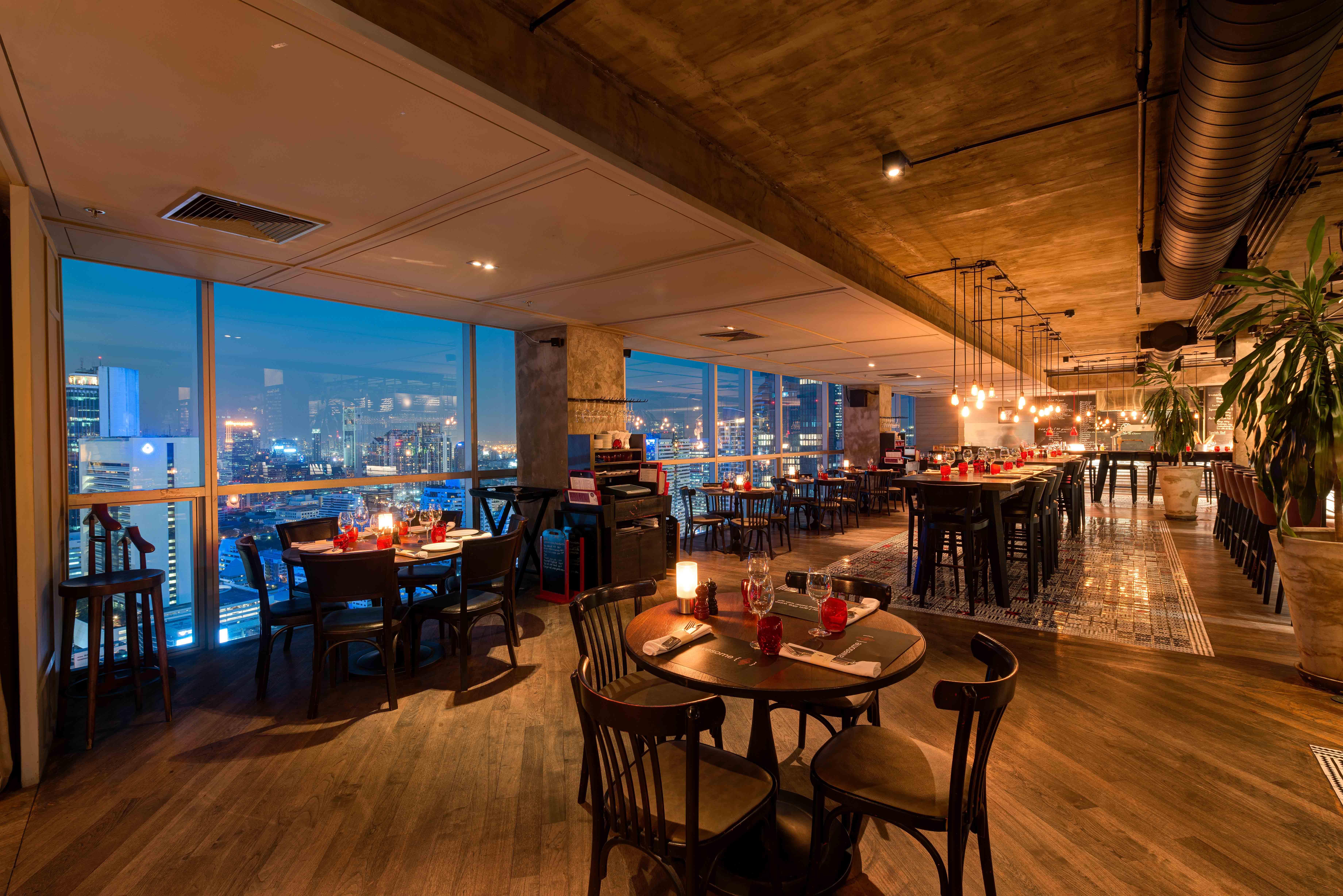 Pullman Bangkok Hotel G Exterior foto The 39th Restaurant