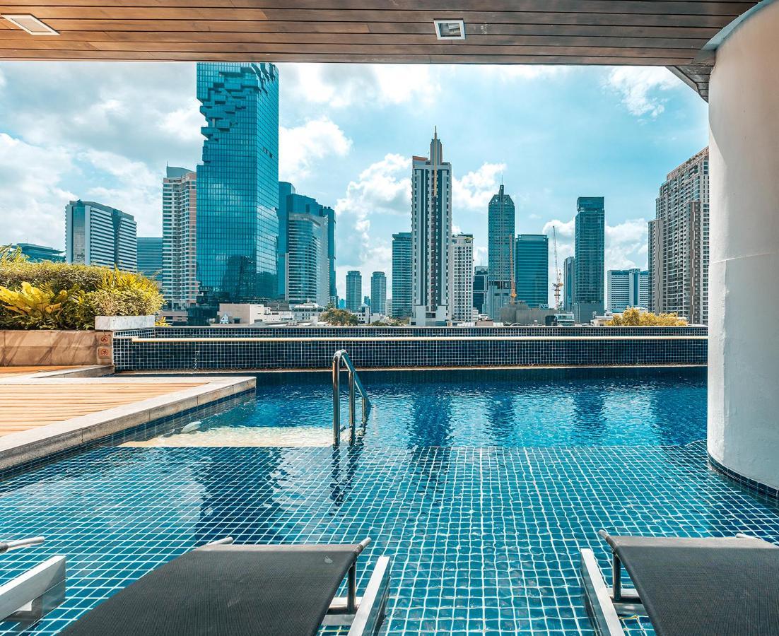 Pullman Bangkok Hotel G Exterior foto View from the rooftop pool